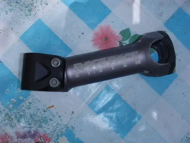 Race Face stem.webp