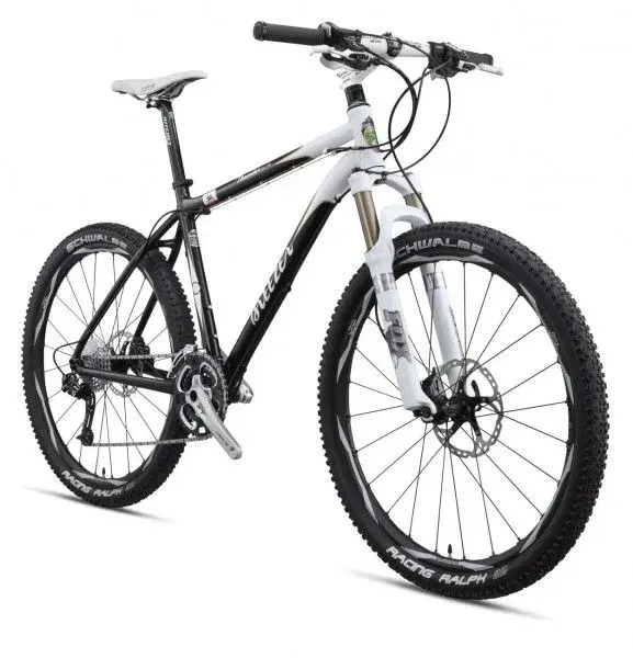 breezer-thunder-elite-hardtail-steel-mountain-bike-577x600.webp