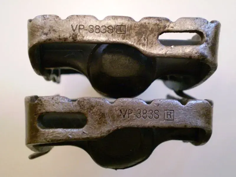 VP 383 S Pedale2.webp