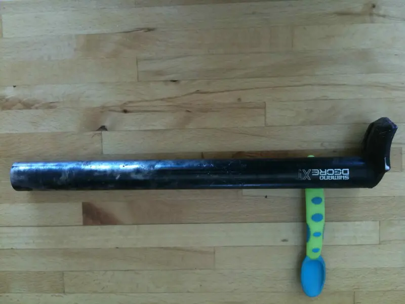 XT seatpost 1.webp