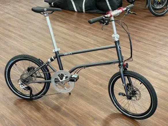 vello-bike-rocky-09.webp