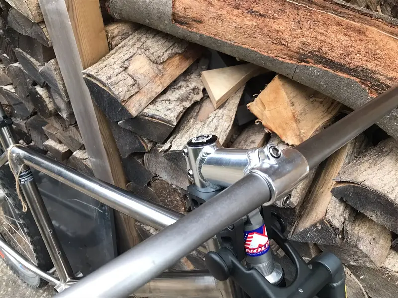 Bars & Stem.webp