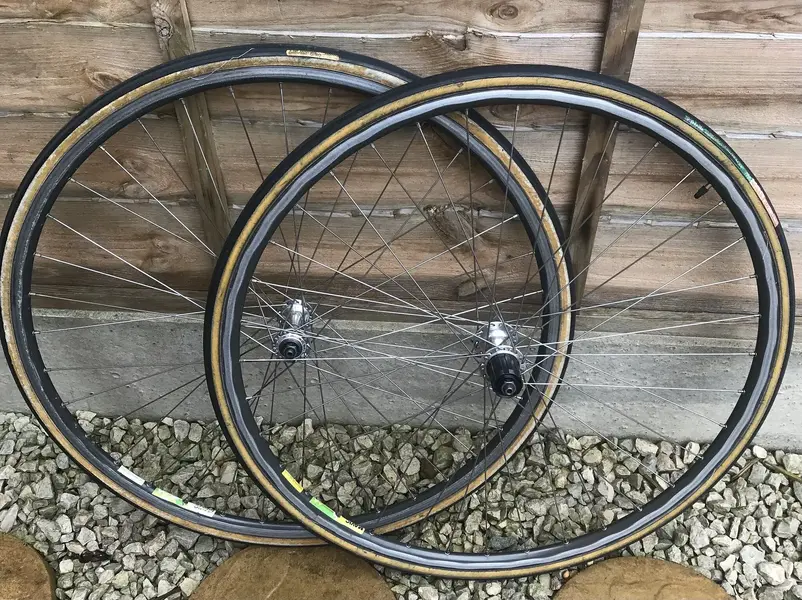 Roues Vélo Rétro Shimano 600 Ultegra Avec Jantes Mavic - 700c - Occasion Bon état