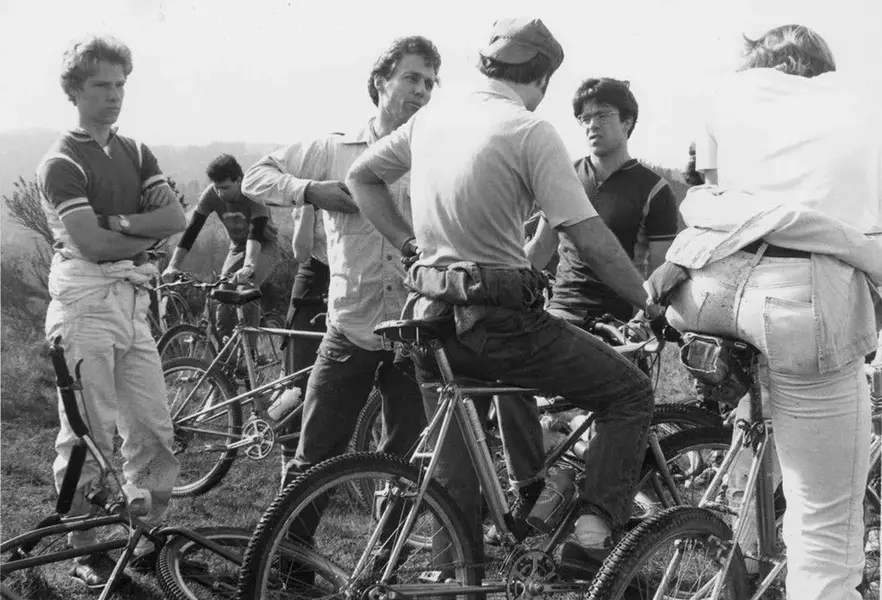 1983_Repack.webp