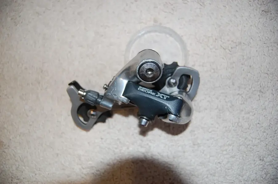 XT M739 rear mech.webp