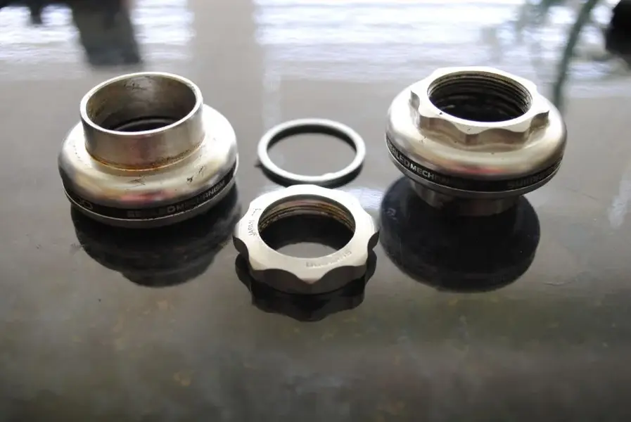 Shimano 600 headset.webp