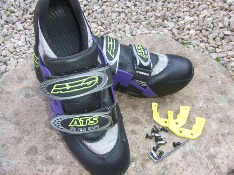 axo shoe.webp
