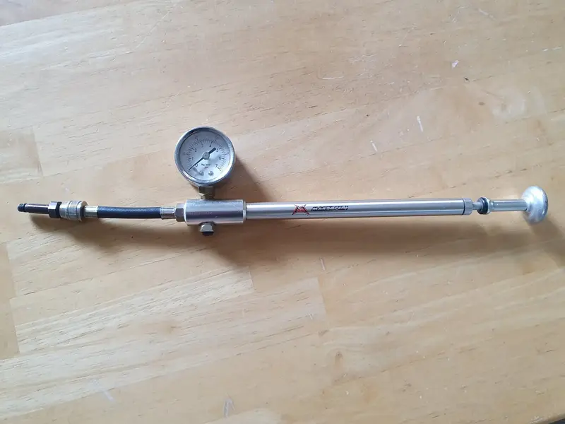 Sold Marzocchi Low Pressure Shock Pump Retrobike