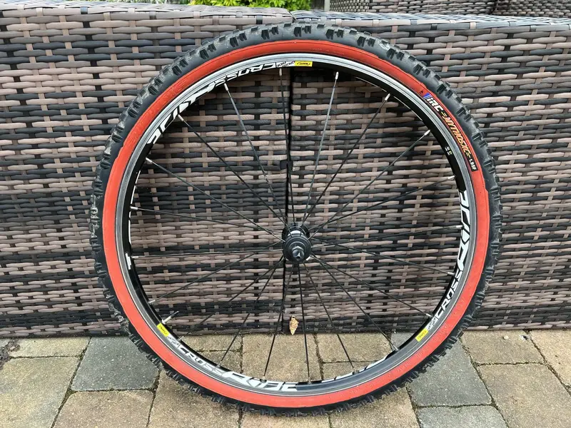 Mavic Crosslink Tyre.webp