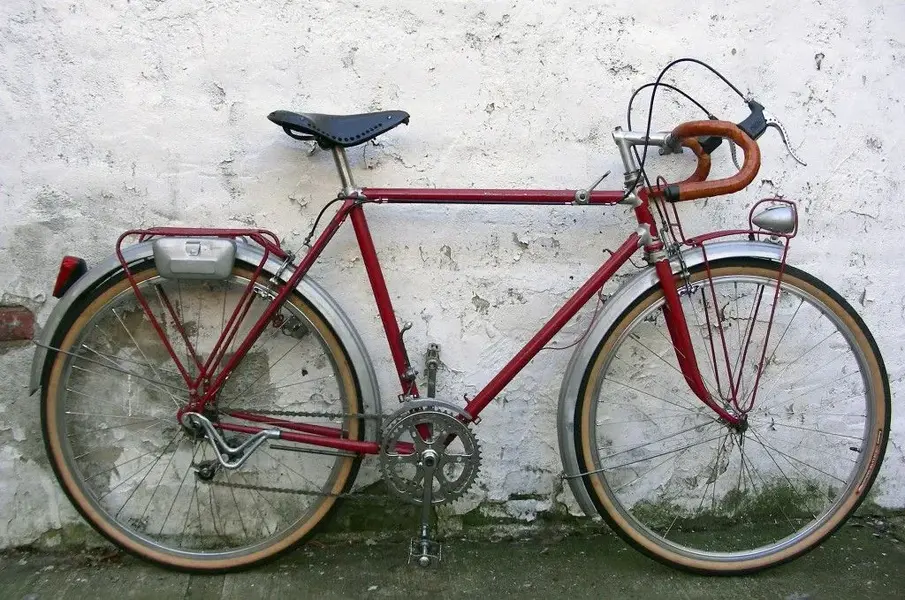 Mercier 1950s 1.jpg