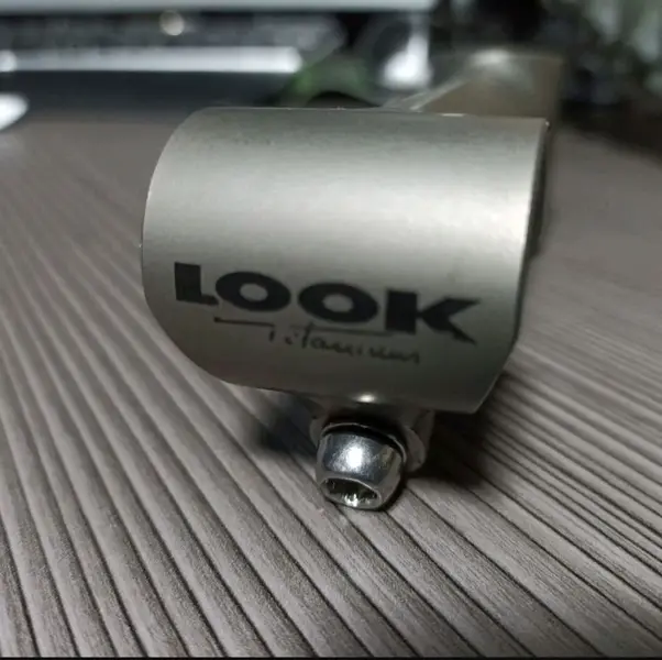 look_01.webp
