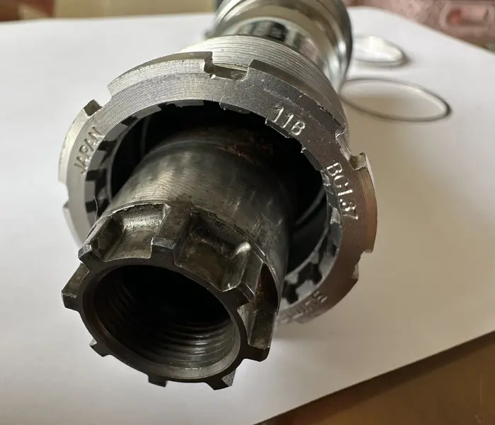 For Sale - Shimano XTR Bottom Bracket BB-M952 M951 Octalink