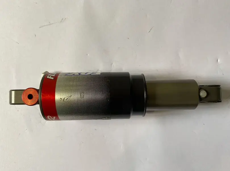 Fox-rear-shock-3.webp