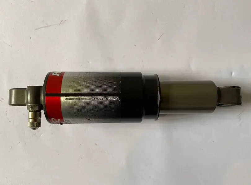 Fox-rear-shock-4.webp