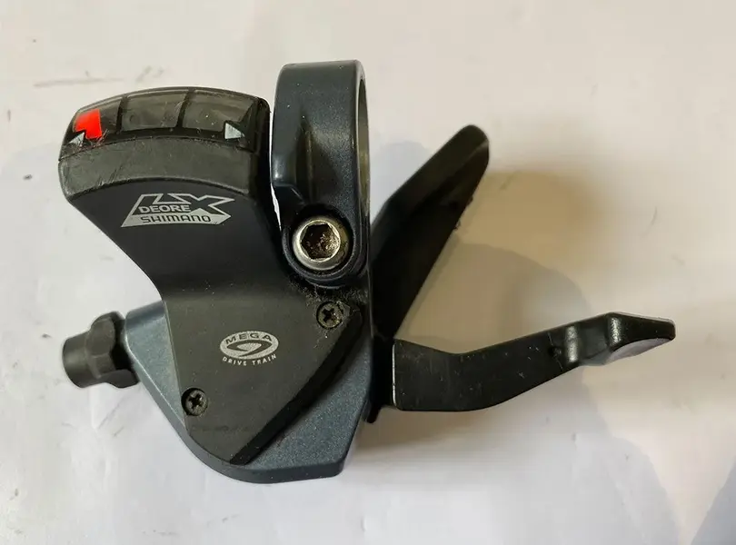 LX-shifters-M570-9spd_v2-3.webp