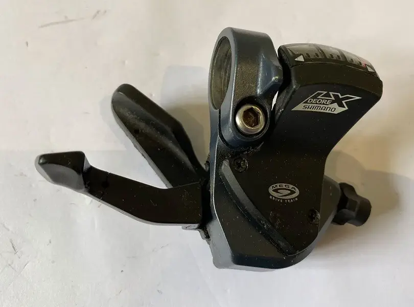 LX-shifters-M570-9spd_v2-5.webp