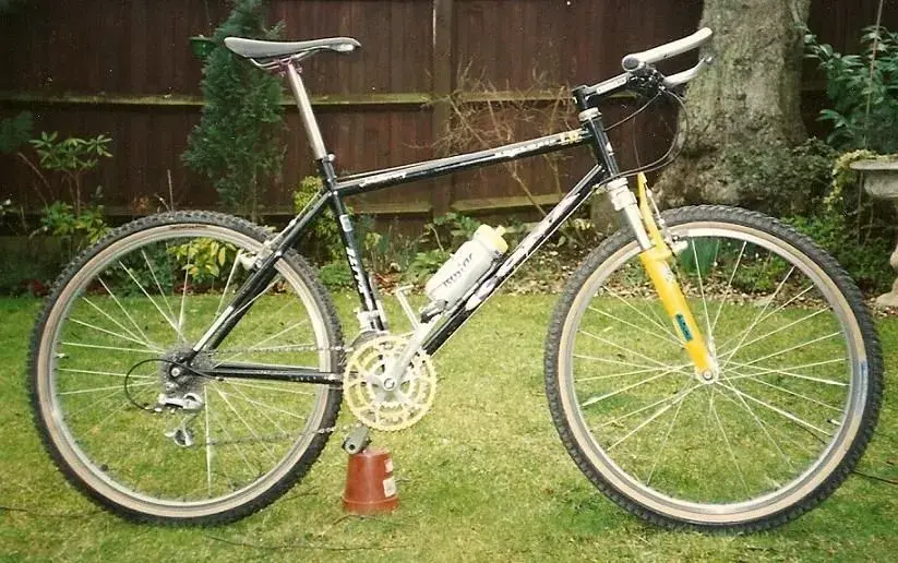 1992 kona explosif.webp