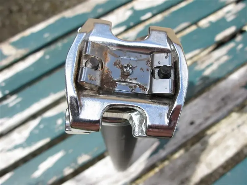 Tioga Seatpost Top.webp