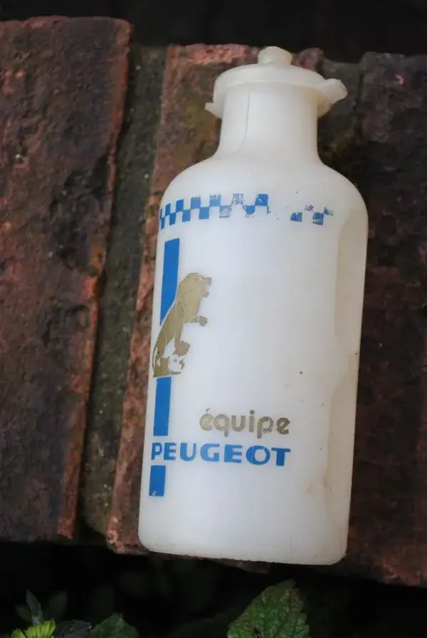 Peugeot watter bottle.webp