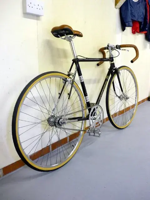 Claud Fixie Racer 2.webp