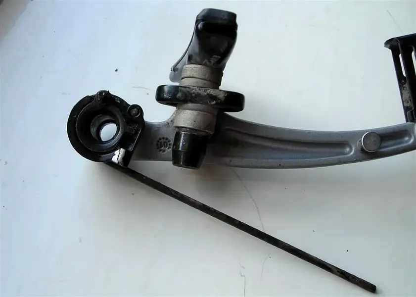 V brake spring discount