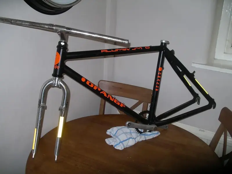 orange_aluminium_o_ff_285.webp