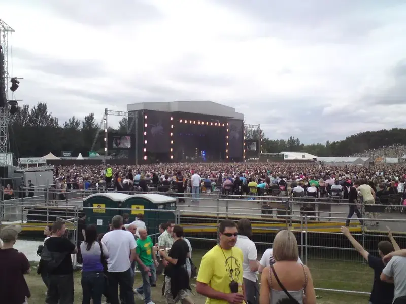 mosh pit dust.webp
