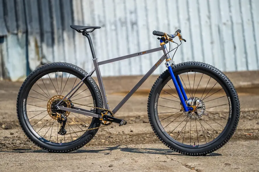 2023-MADE-Bike-Show-English-Cycles-Pace-EC-100-Rigid-MTB-2.jpg