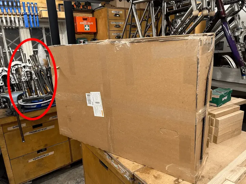 FUNK plated Suspension Fork in workshop Falko Schlötel Germany.webp