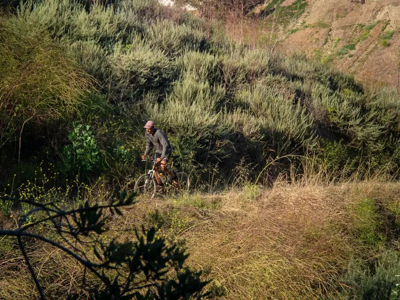 1994_Bontrager_Race_Olive_large-5.webp