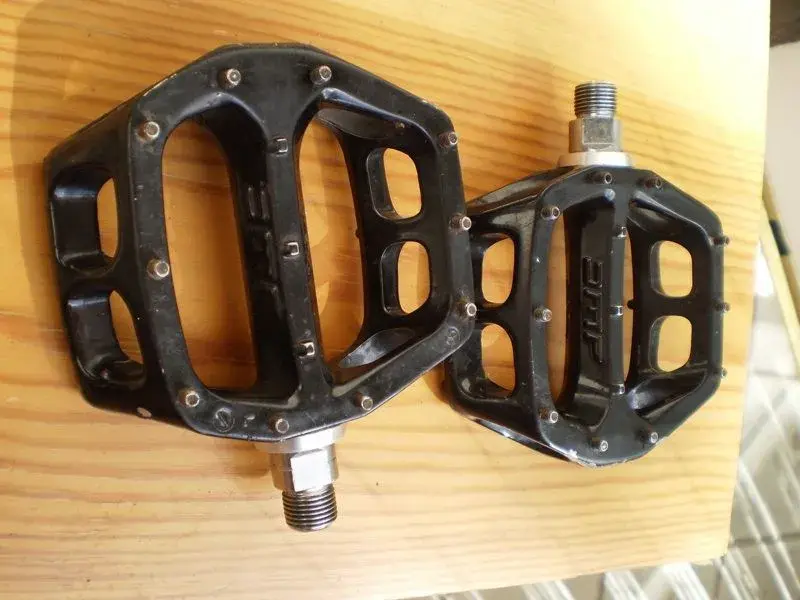 dmr pedals.webp