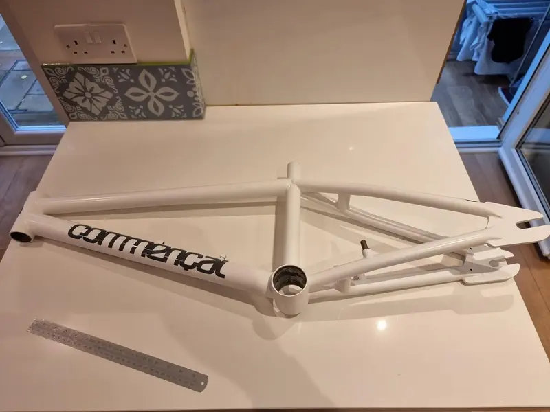 Commencal LBS-non-drive side.webp