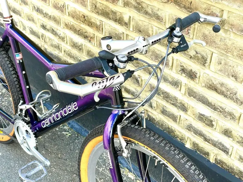 For Sale - Mid 90s Cannondale Killer V - 20” Frame