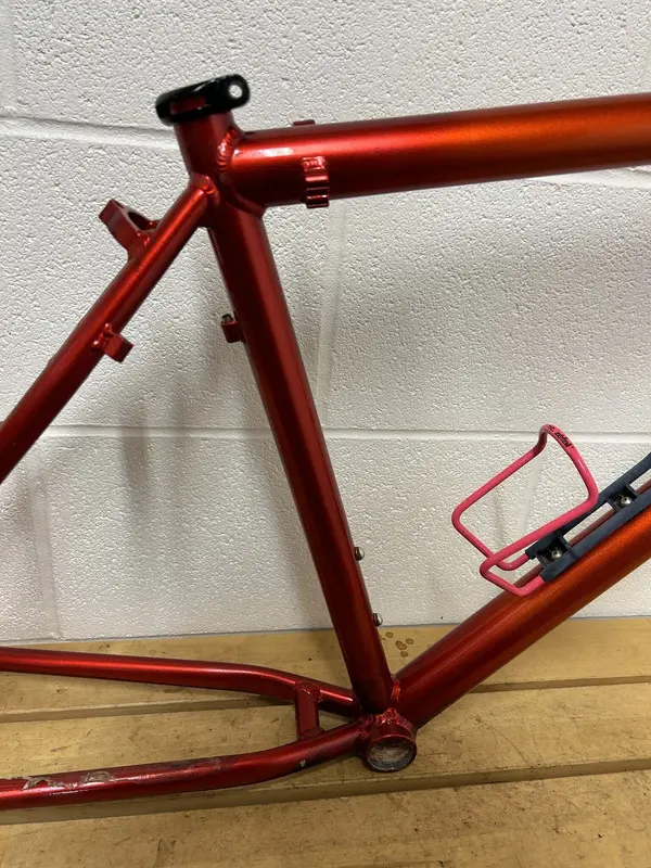 For Sale Diamondback Zetec 1996 frame Respray by Brian Rourke