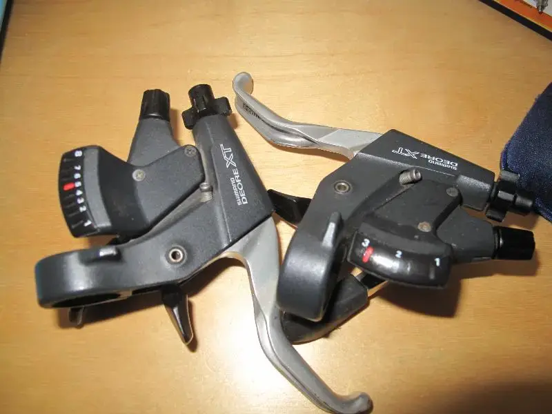 pics 011 (Medium).webp