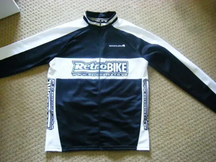 retro top.webp