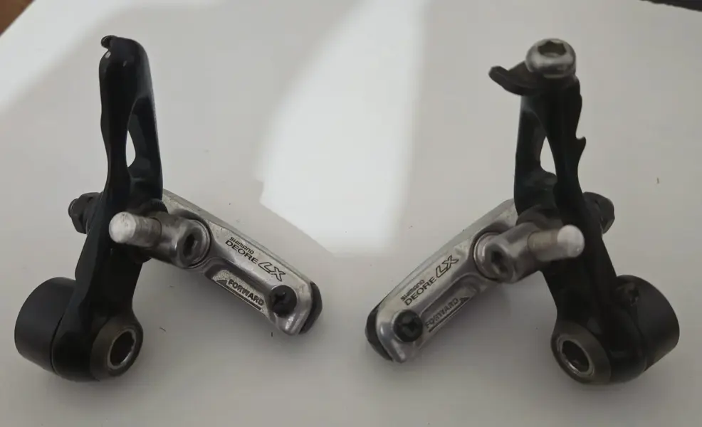 Kit de freno derecho Shimano Deore XT BL-M8000-R / BR-M8020 Kit de freno derecho Shimano Deore XT BL-M8000-R / BR-M8020