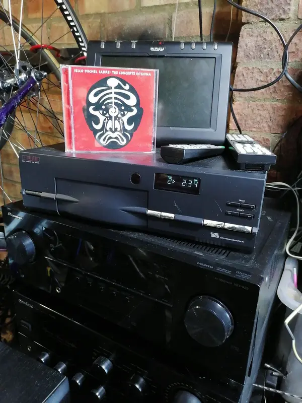 garage radio2.webp