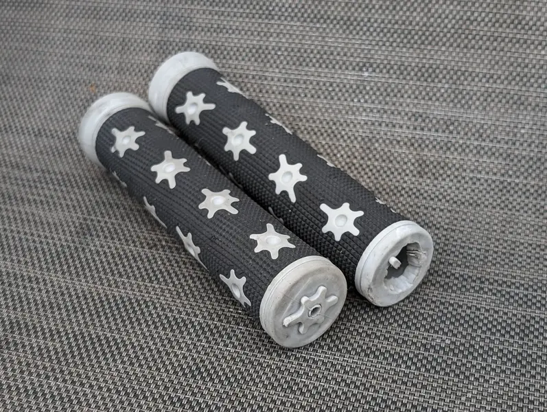 kona handlebar grips