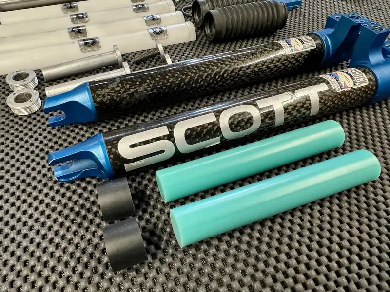 SCOTT Unishock retro suspension fork Elastomers of Falko Schlötel Germany 02.jpg