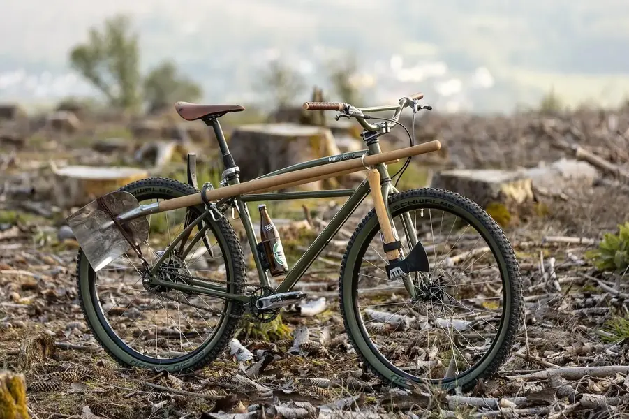 leafcycles-custom-klunker-by-michael-rudolph.webp