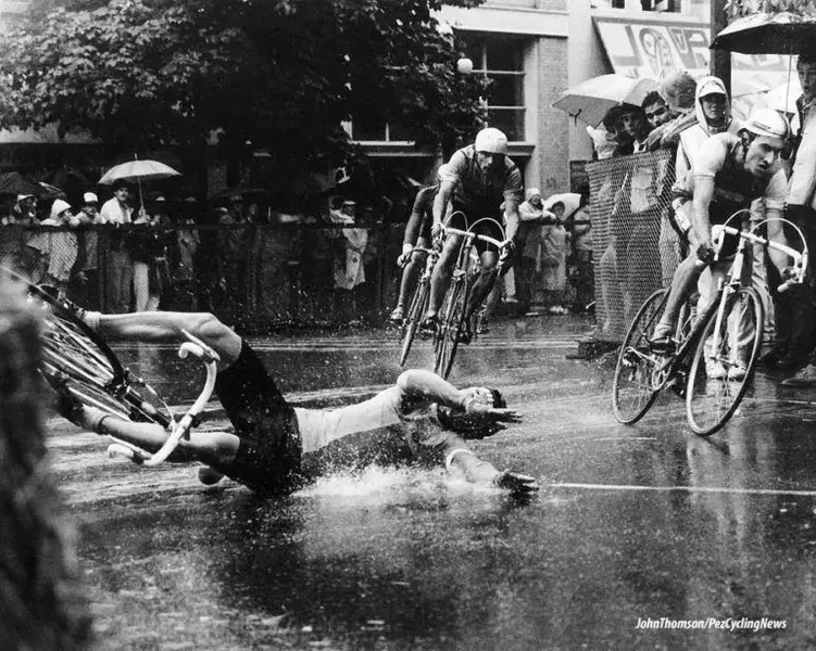 bw-jt-10-gastown-crash-920-768x614.webp