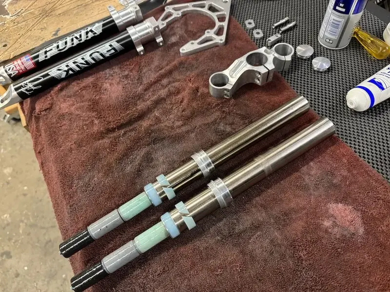 FUNK Suspension Fork Re-Build Jan 24 by Falko Schlötel Germany 02.jpeg