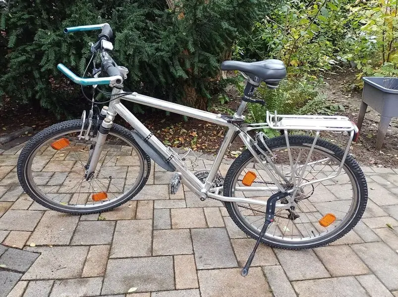 Knackered fork.jpg