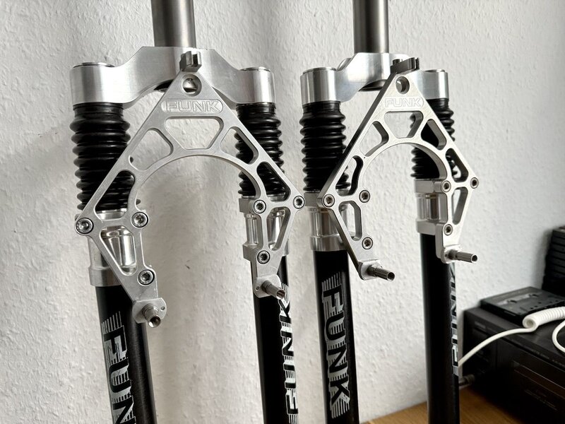 FUNK retro suspension fork II final by Falko Schlötel Germany 03.jpeg