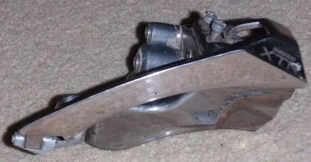 M952 front mech.webp
