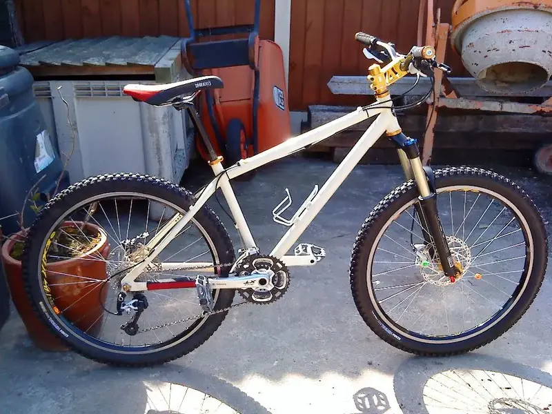 dsc00084_large_901_147.webp