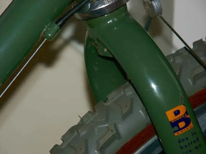 a1994 STUMPY CYAN MAGENTA AND YELLOW 6.webp