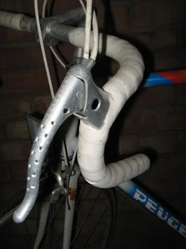 twin lever.webp