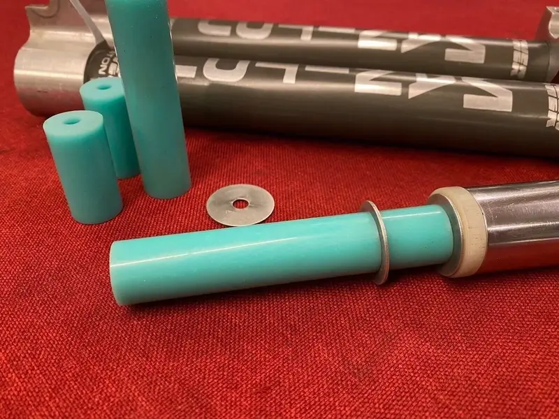 Manitou_1_Elastomere01.jpeg
